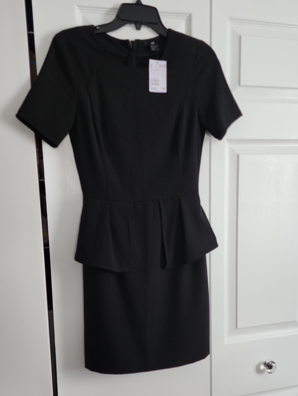 H&M Black Short-Sleeve Peplum Sheath Dress